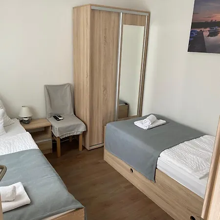 شقة Csillag Virag Vendeghaz Ábrahámhegy